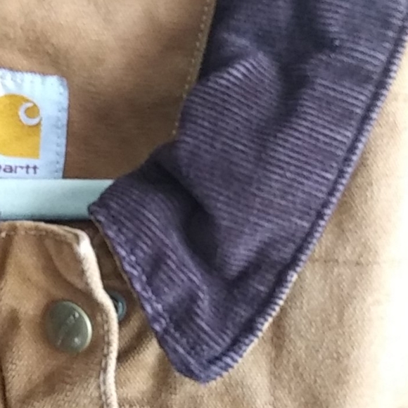 Discontinued Carhartt Coat - Picture 5 of 13
